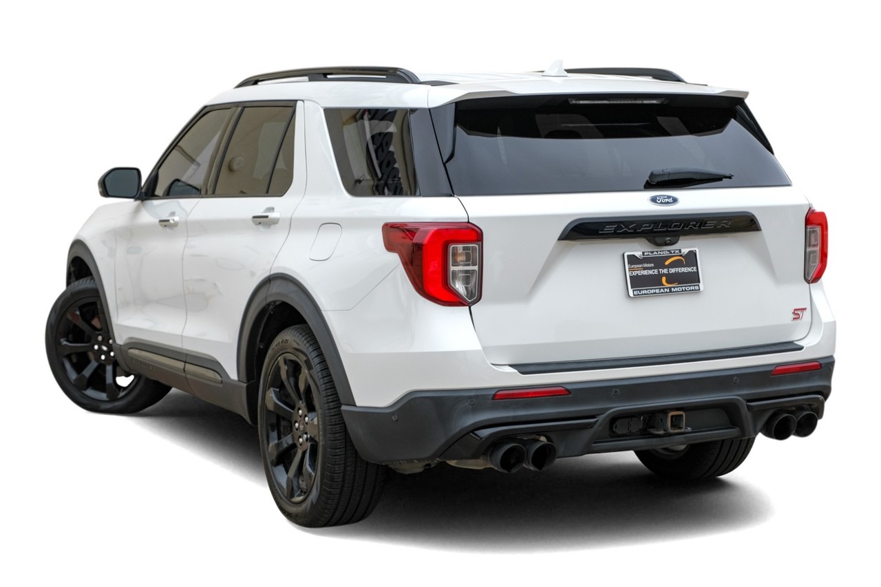 Ford Explorer Vehicle Main Gallery Image 10