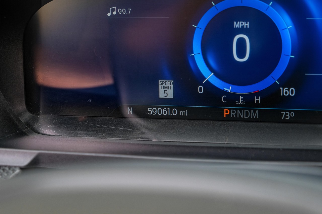 Ford Explorer Vehicle Main Gallery Image 19
