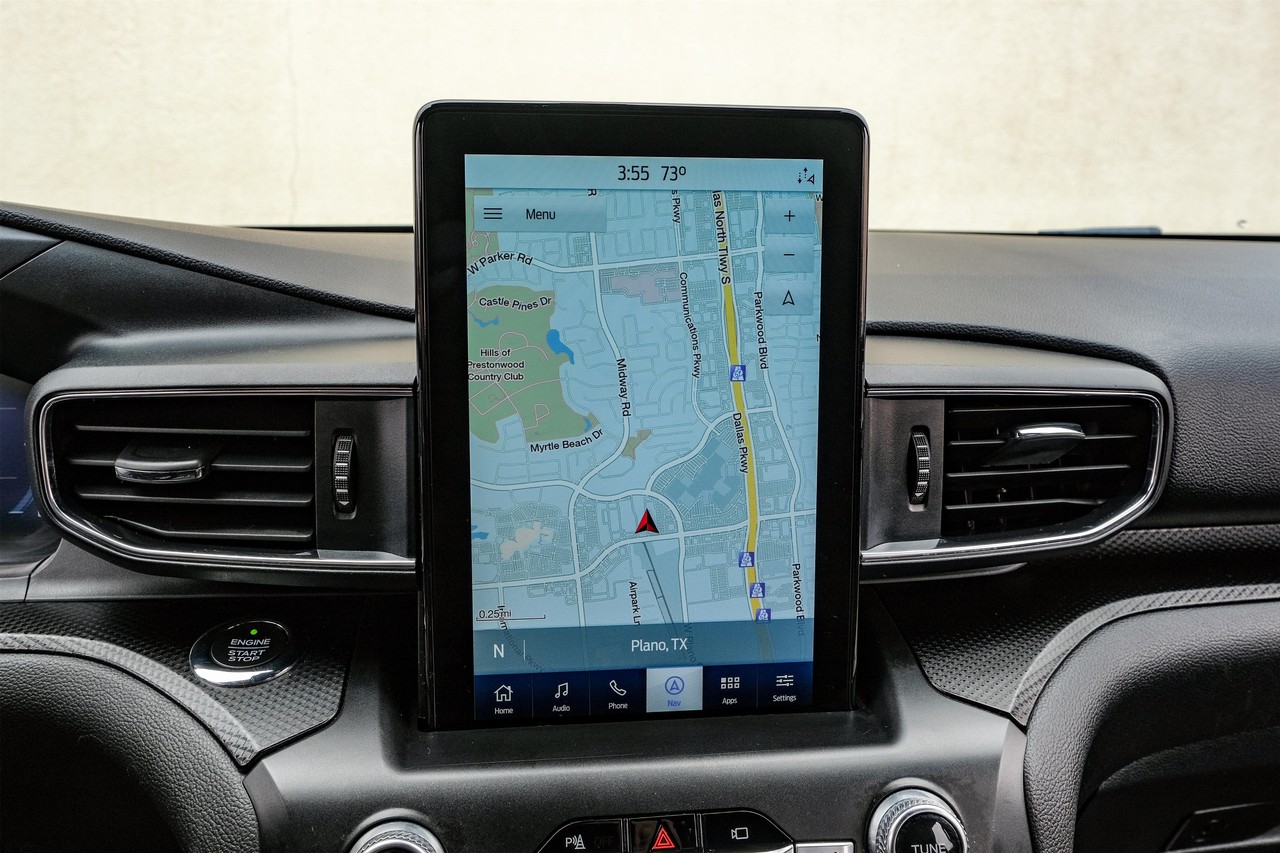Ford Explorer Vehicle Main Gallery Image 21