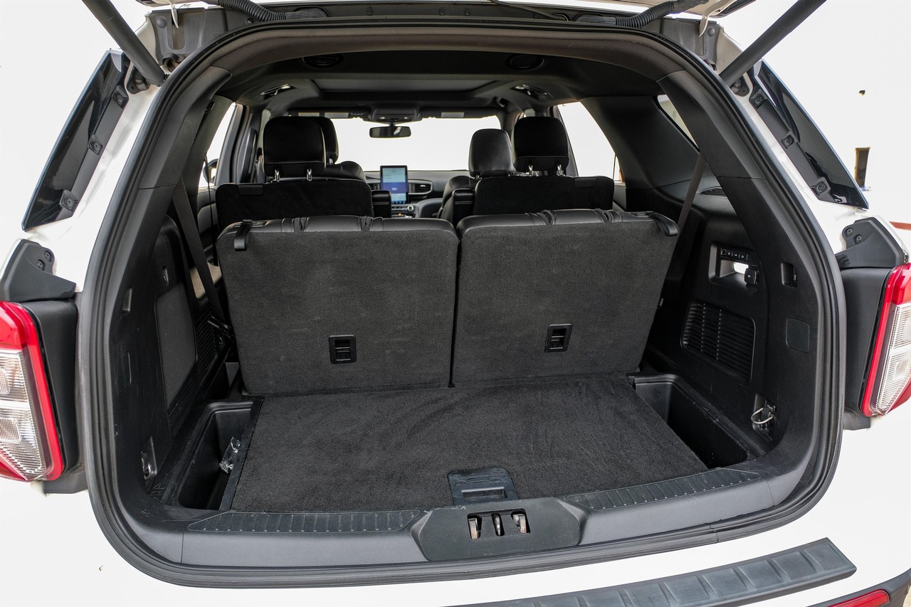 Ford Explorer Vehicle Main Gallery Image 48