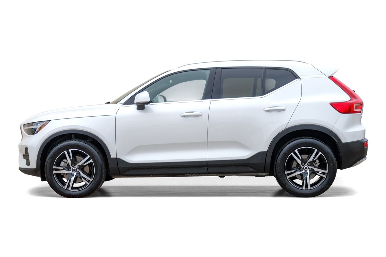 Volvo XC40 Vehicle Main Gallery Image 11