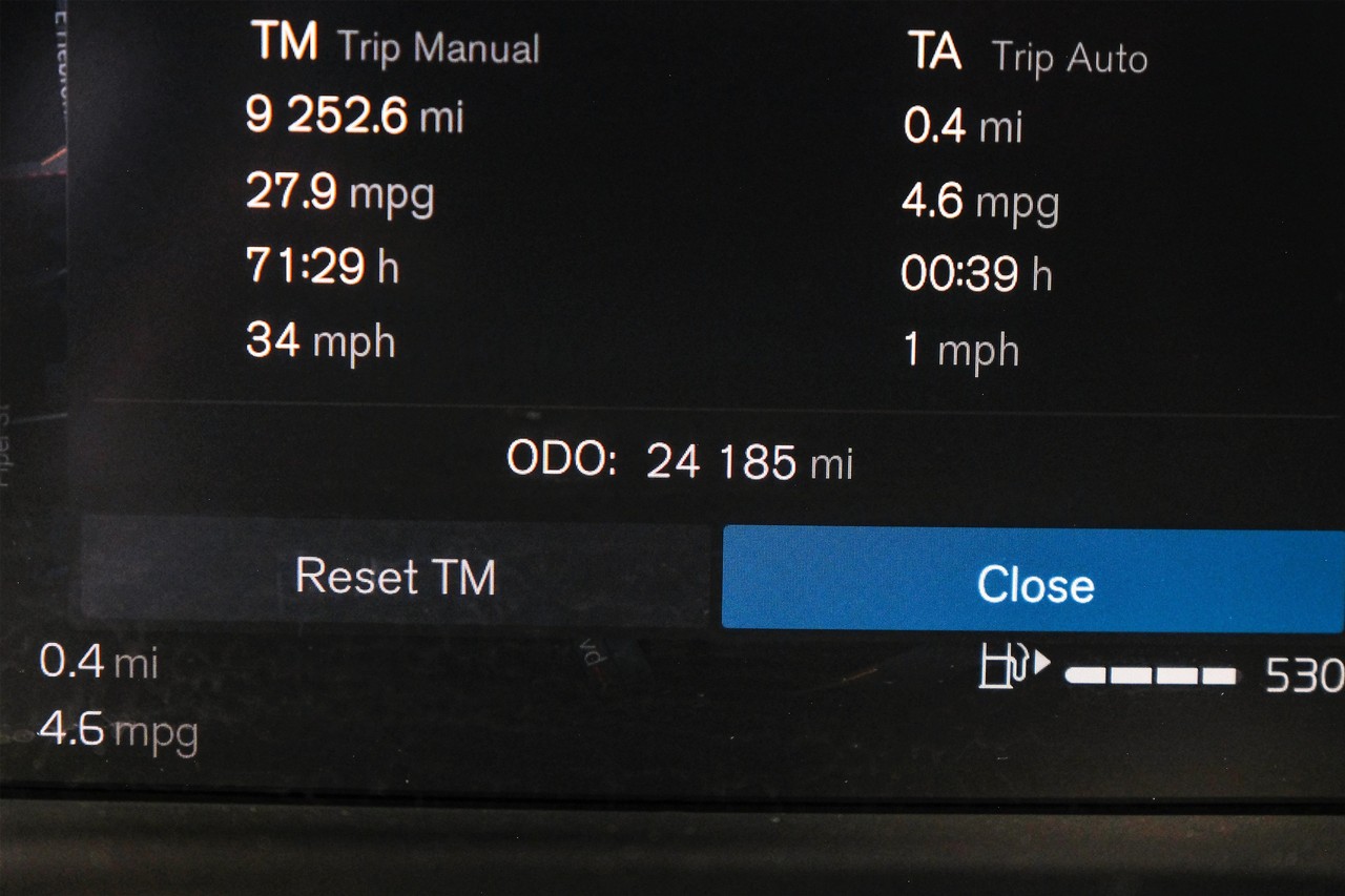 Volvo XC40 Vehicle Main Gallery Image 19