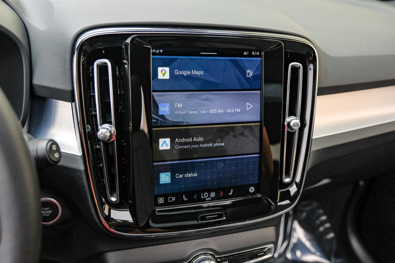 Volvo XC40 Vehicle Main Gallery Image 26