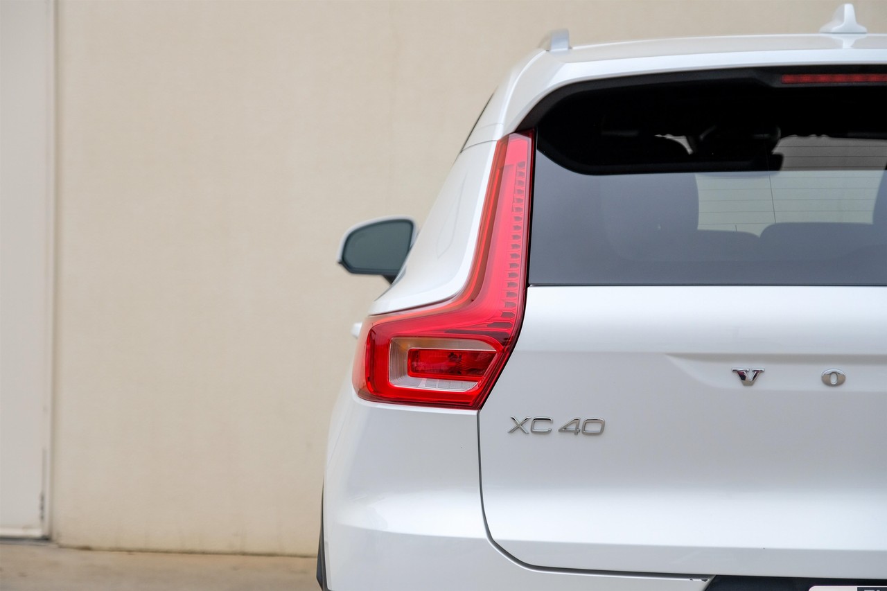 Volvo XC40 Vehicle Main Gallery Image 48