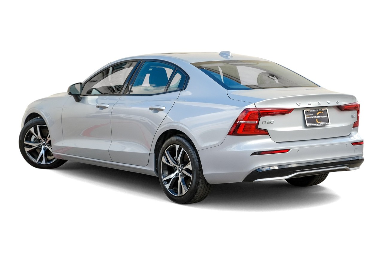 Volvo S60 Vehicle Main Gallery Image 11