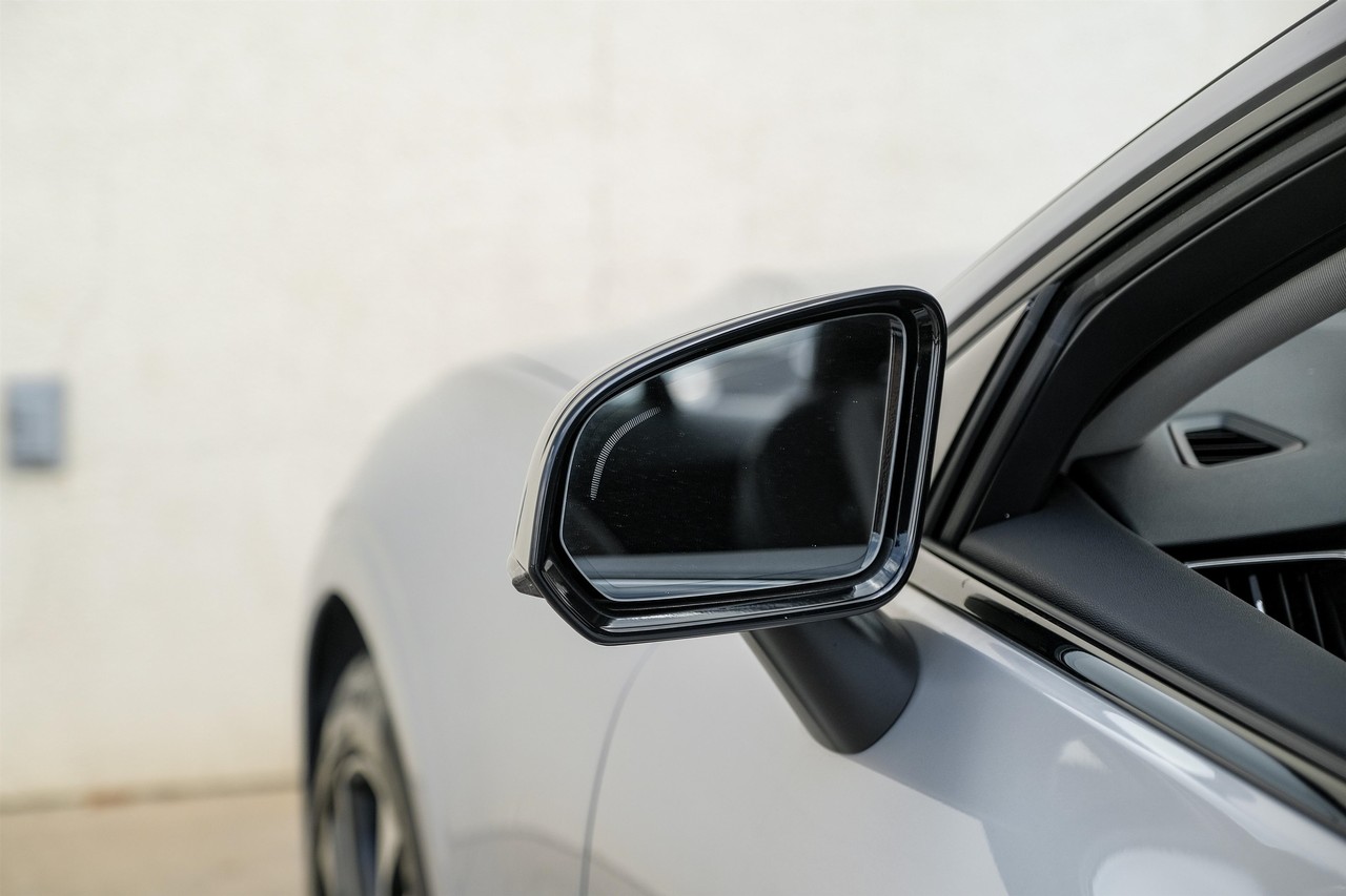 Volvo S60 Vehicle Main Gallery Image 35