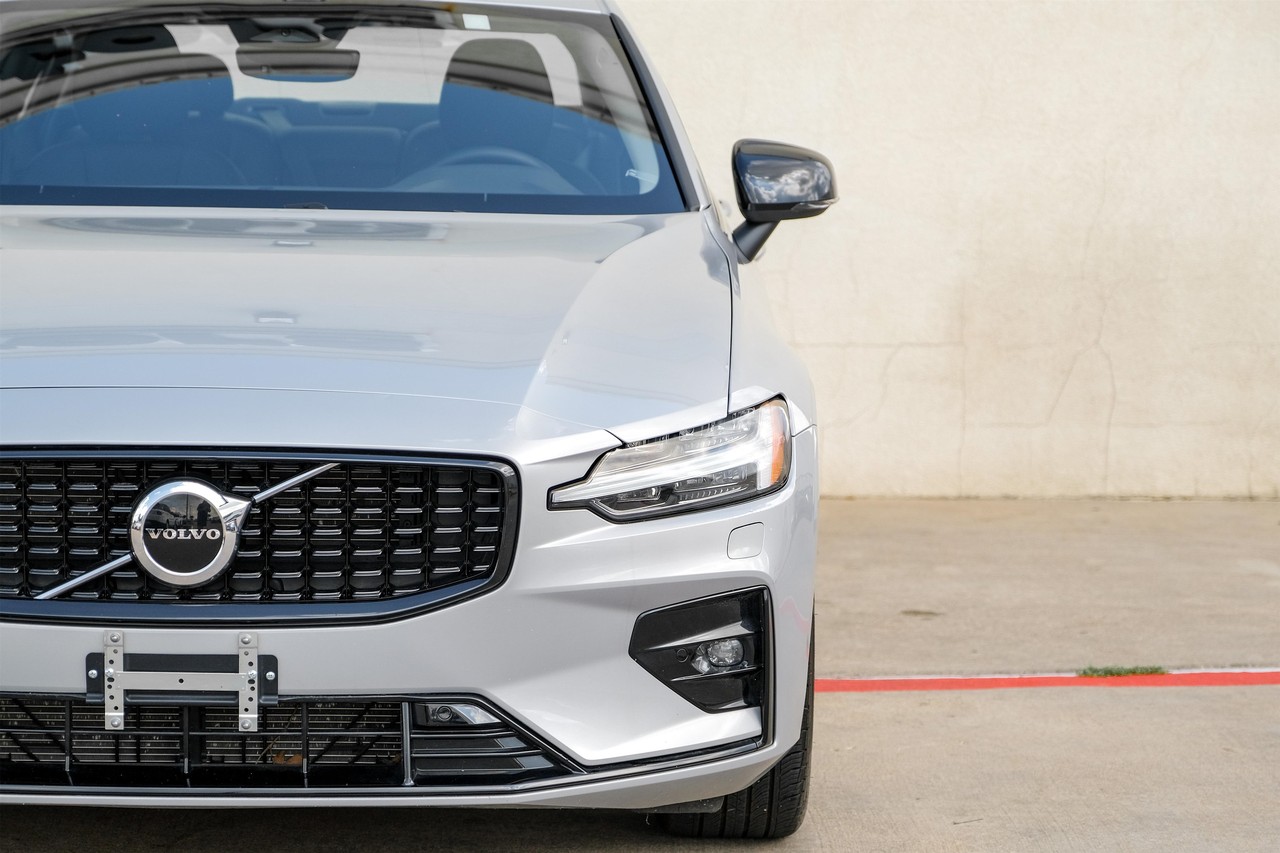 Volvo S60 Vehicle Main Gallery Image 41