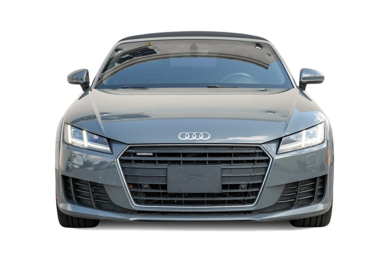 Audi TT Vehicle Main Gallery Image 06