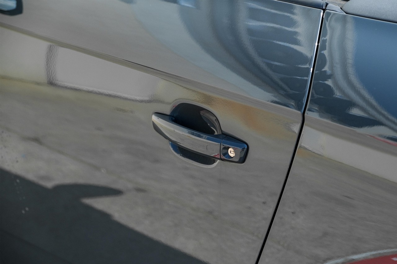 Audi TT Vehicle Main Gallery Image 37
