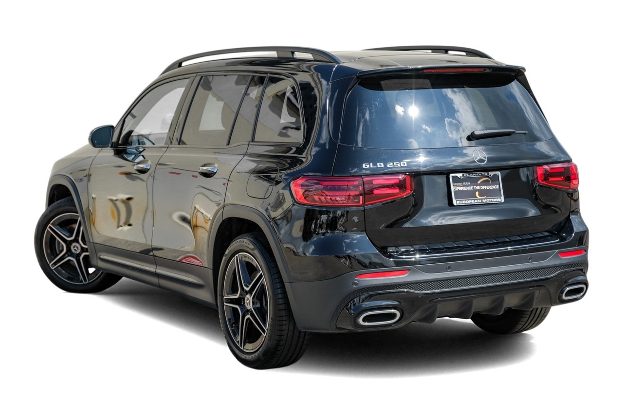 Mercedes-Benz GLB 250 Vehicle Main Gallery Image 10
