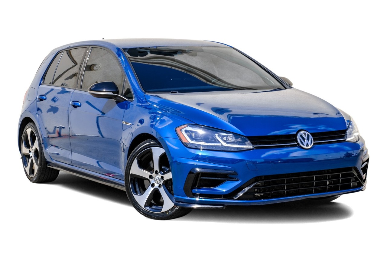 Volkswagen Golf R Vehicle Main Gallery Image 06