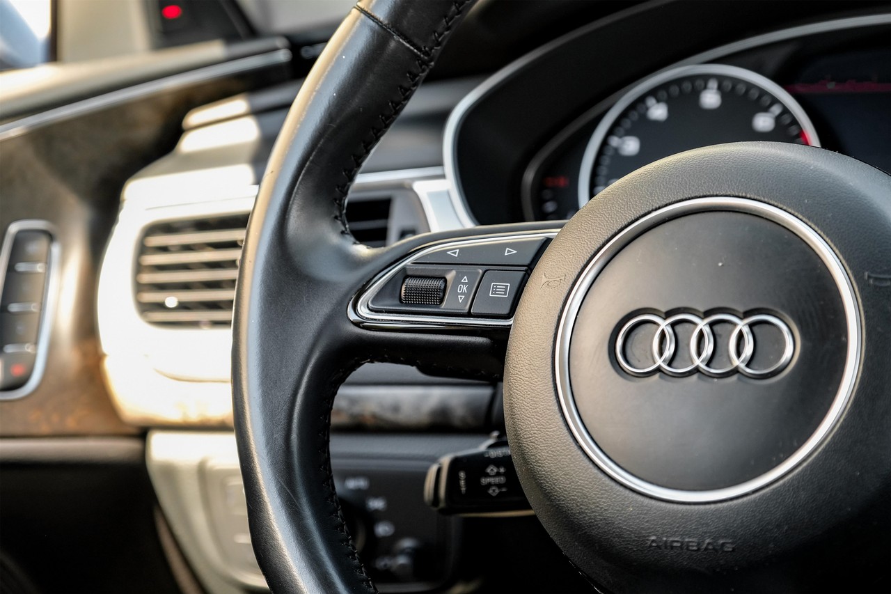 Audi A7 Vehicle Main Gallery Image 18