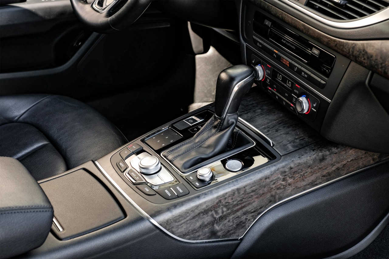 Audi A7 Vehicle Main Gallery Image 22