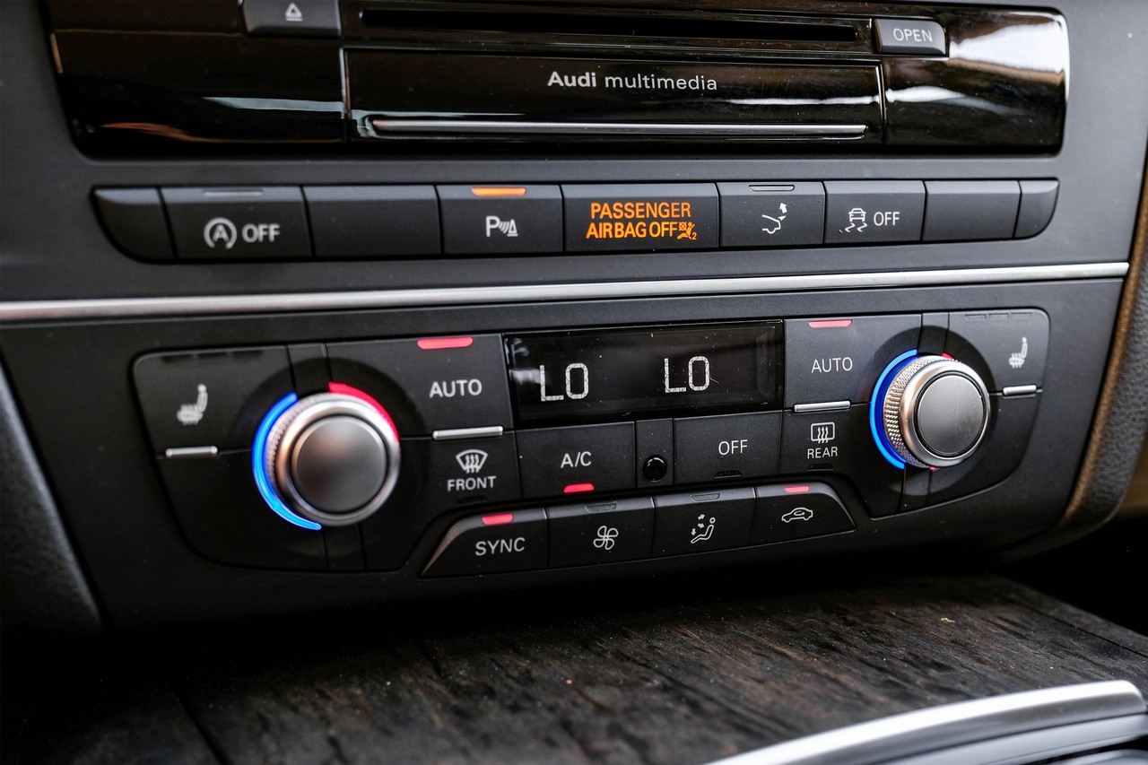 Audi A7 Vehicle Main Gallery Image 24