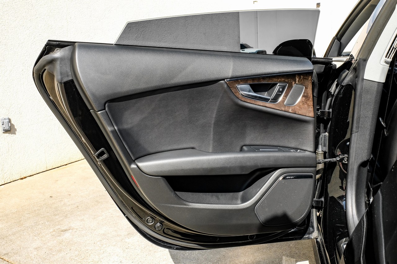 Audi A7 Vehicle Main Gallery Image 43