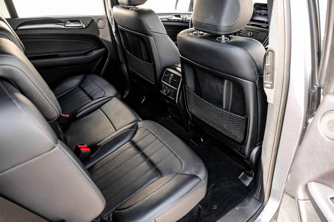 Mercedes-Benz GLS 450 Vehicle Main Gallery Image 35