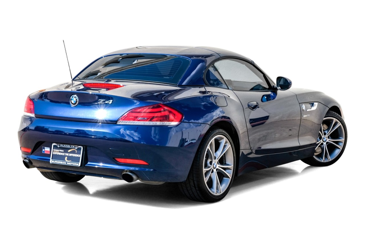 BMW Z4 Vehicle Main Gallery Image 08