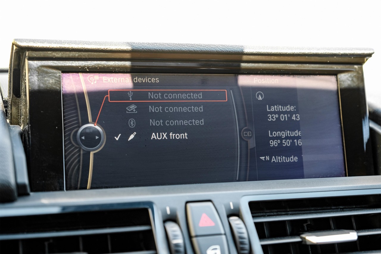 BMW Z4 Vehicle Main Gallery Image 22