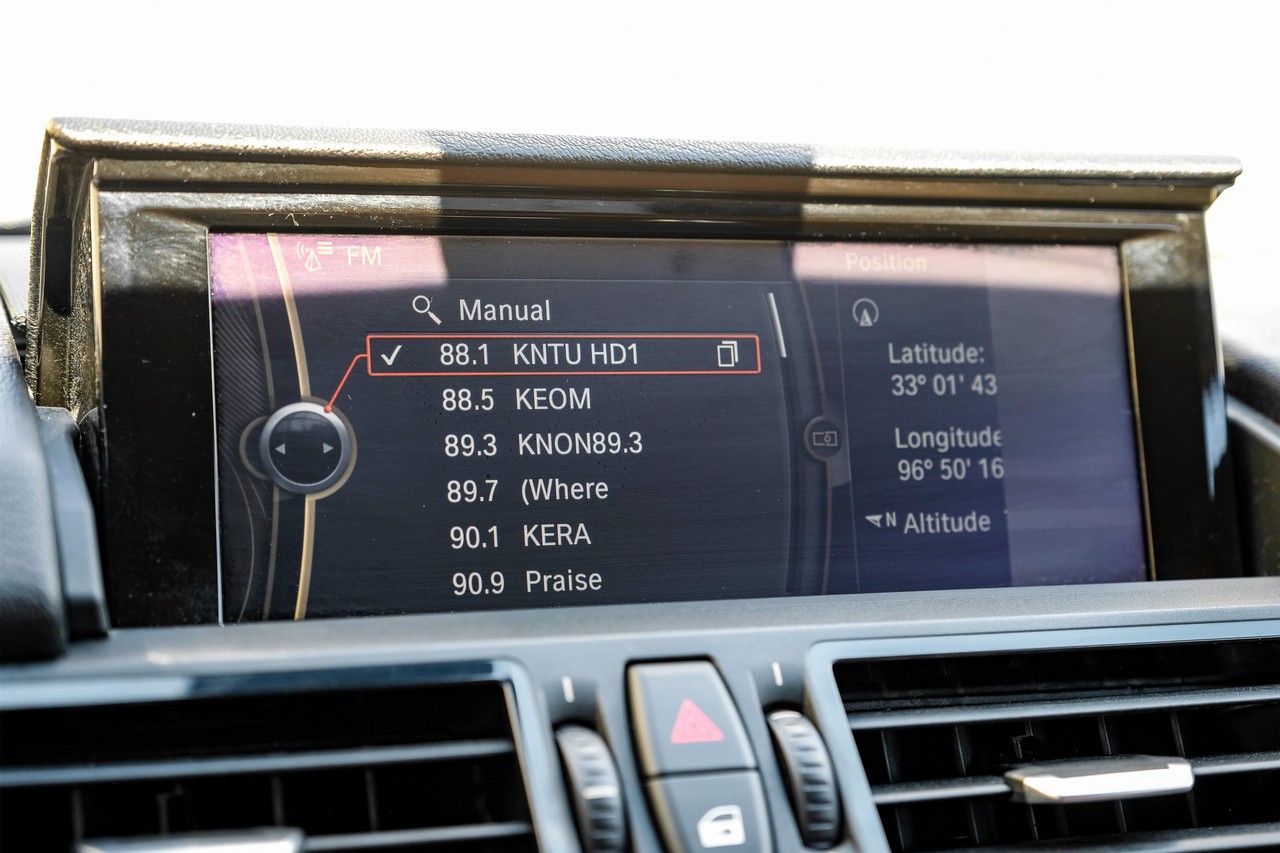 BMW Z4 Vehicle Main Gallery Image 23