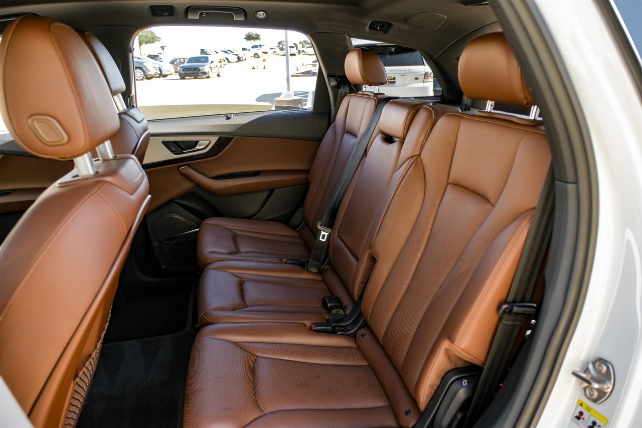 Audi Q7 Vehicle Main Gallery Image 39