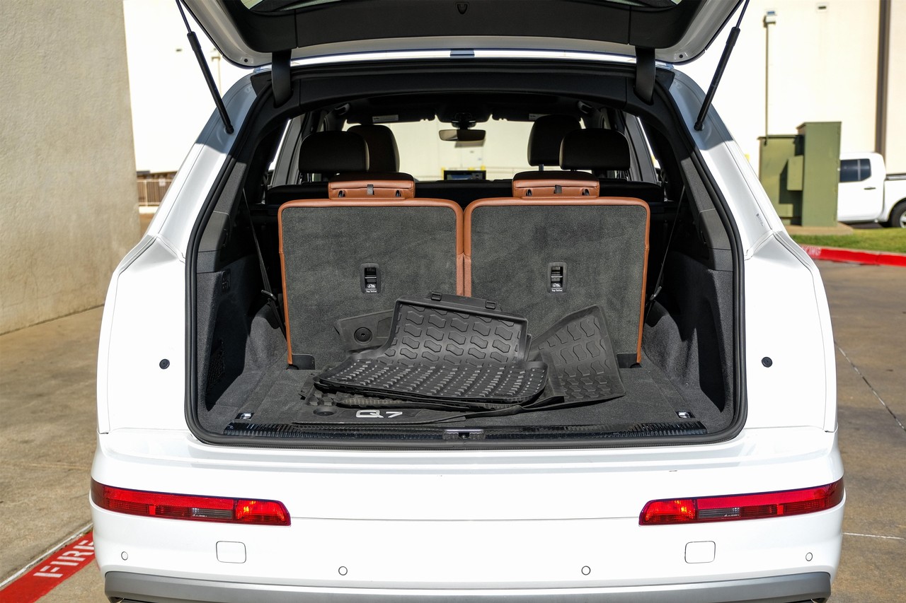 Audi Q7 Vehicle Main Gallery Image 47