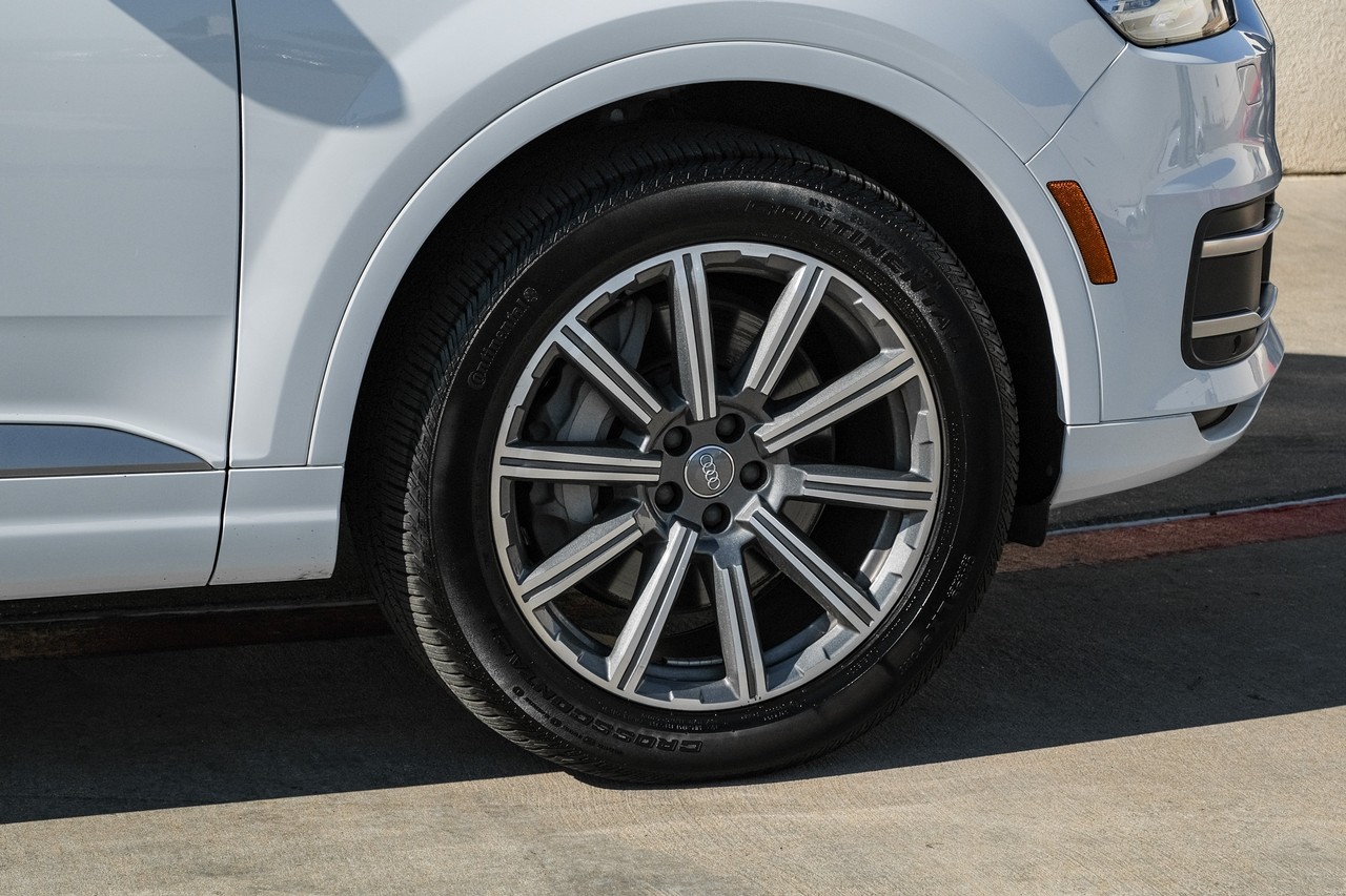 Audi Q7 Vehicle Main Gallery Image 49
