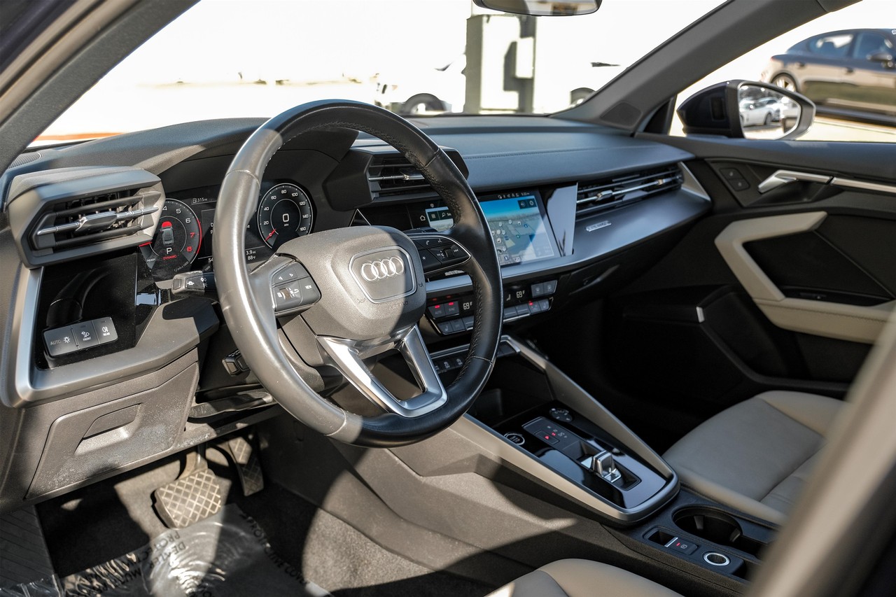 Audi A3 Vehicle Main Gallery Image 03