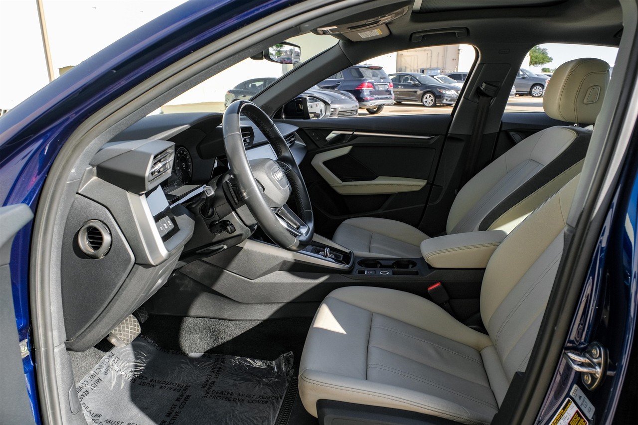 Audi A3 Vehicle Main Gallery Image 04