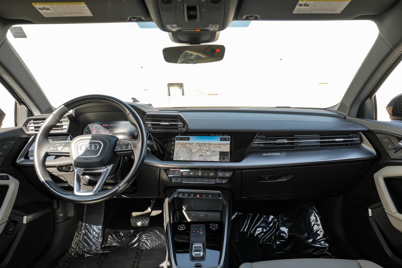 Audi A3 Vehicle Main Gallery Image 13