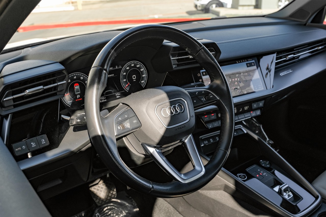 Audi A3 Vehicle Main Gallery Image 14
