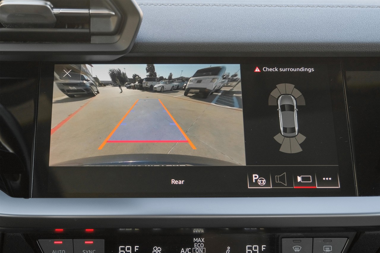 Audi A3 Vehicle Main Gallery Image 21