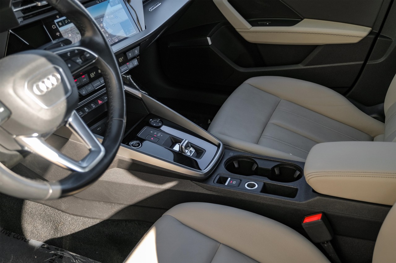 Audi A3 Vehicle Main Gallery Image 23