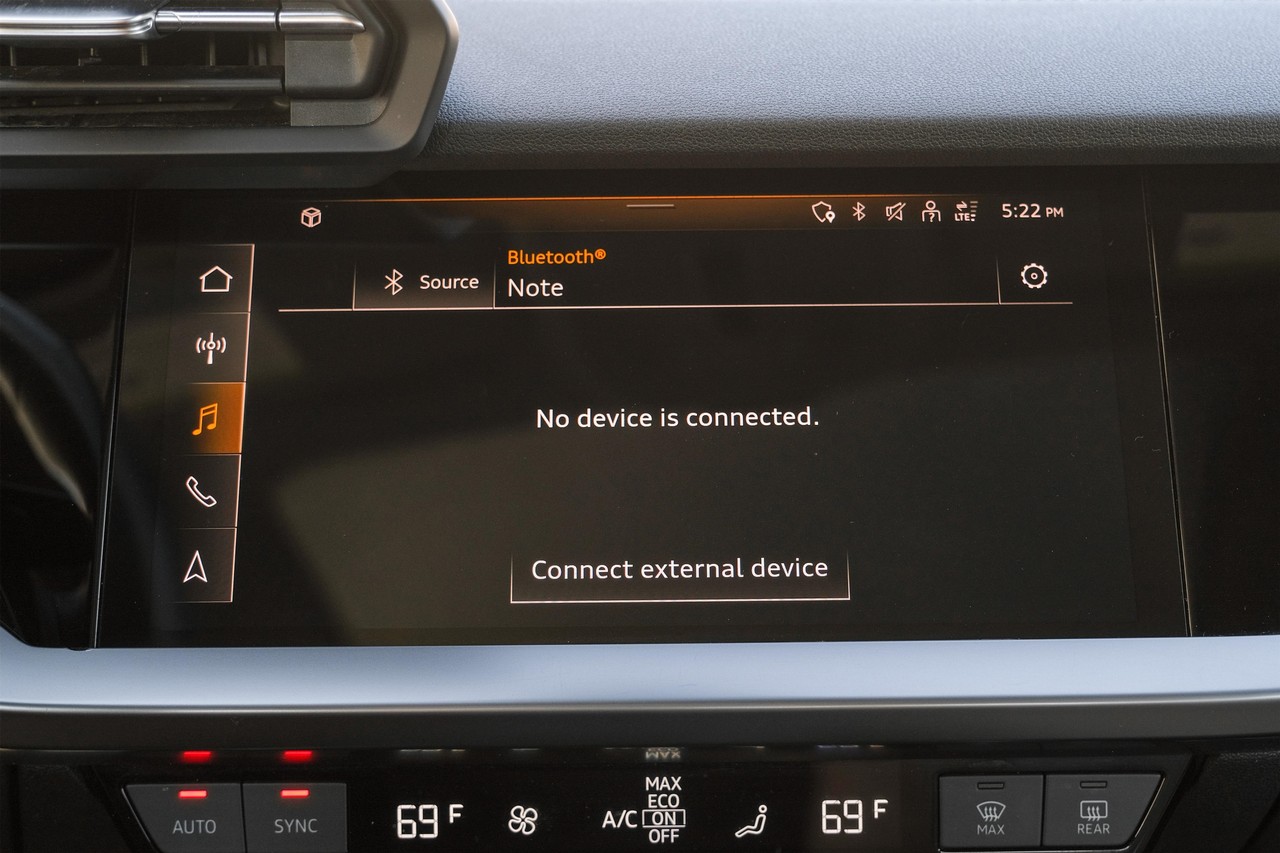 Audi A3 Vehicle Main Gallery Image 28