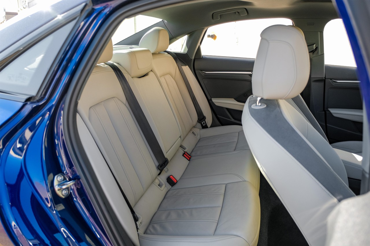 Audi A3 Vehicle Main Gallery Image 31