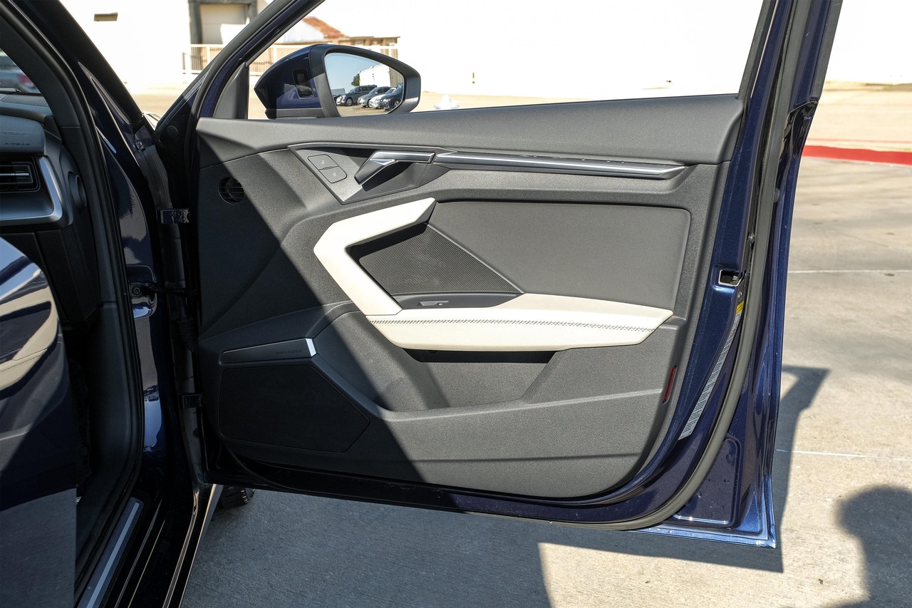 Audi A3 Vehicle Main Gallery Image 39