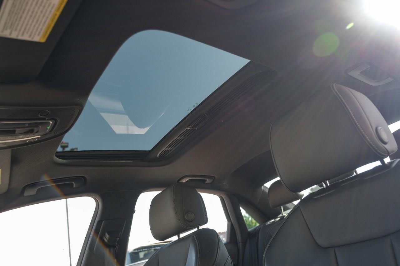 Audi A4 Sedan Vehicle Main Gallery Image 05