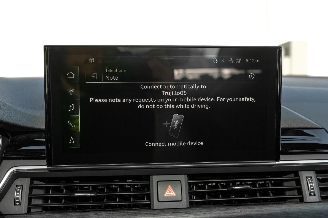 Audi A4 Sedan Vehicle Main Gallery Image 31