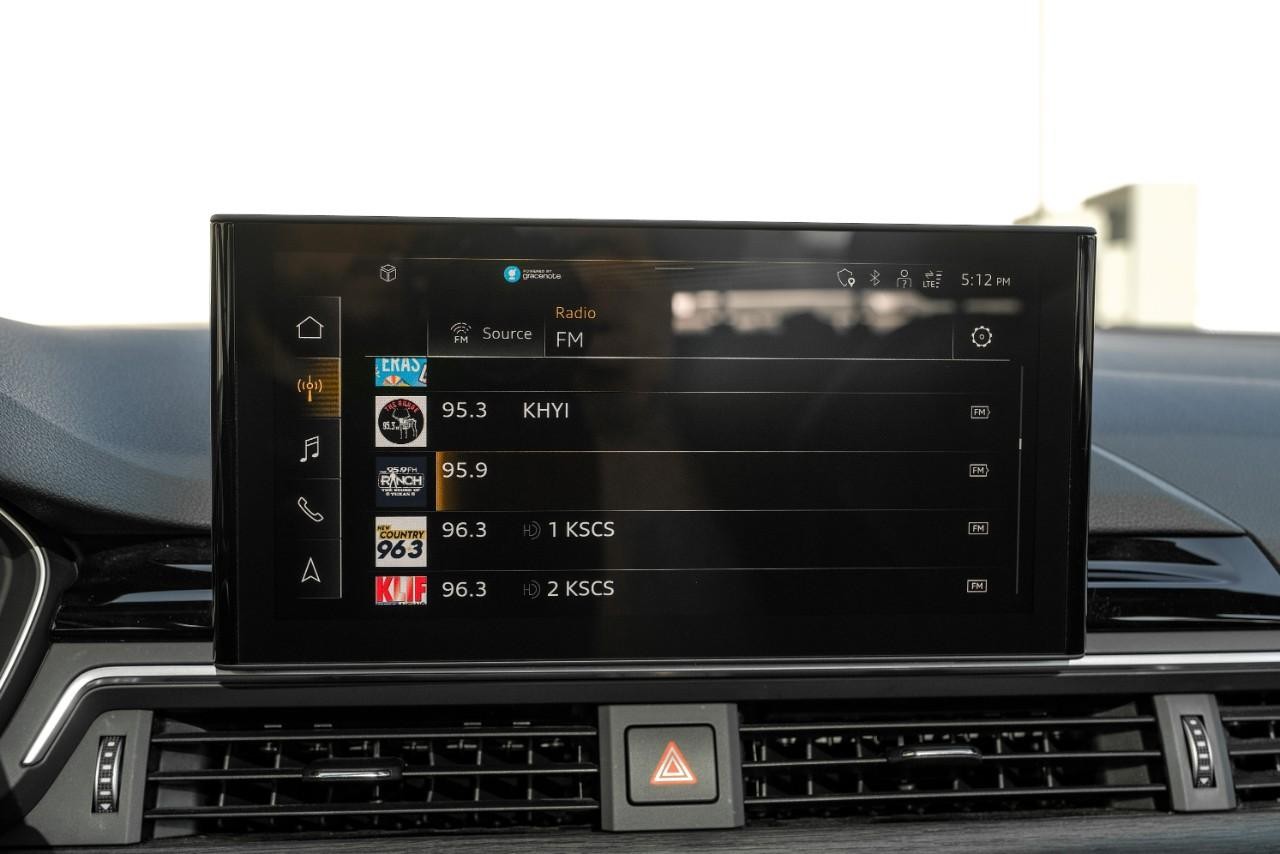 Audi A4 Sedan Vehicle Main Gallery Image 32