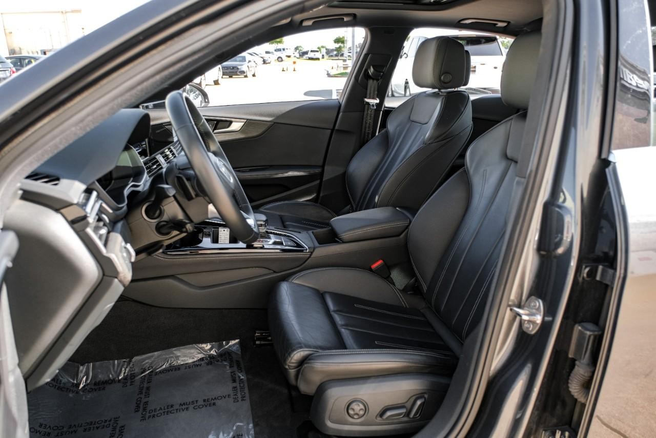Audi A4 Sedan Vehicle Main Gallery Image 33