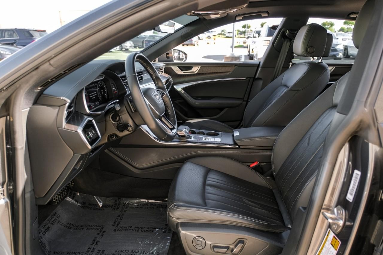 Audi A7 Vehicle Main Gallery Image 04