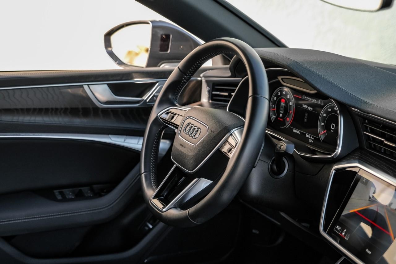 Audi A7 Vehicle Main Gallery Image 14