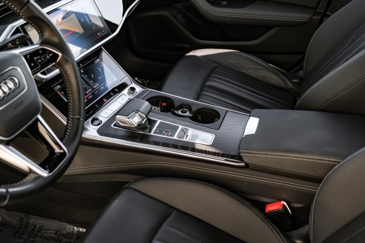 Audi A7 Vehicle Main Gallery Image 24