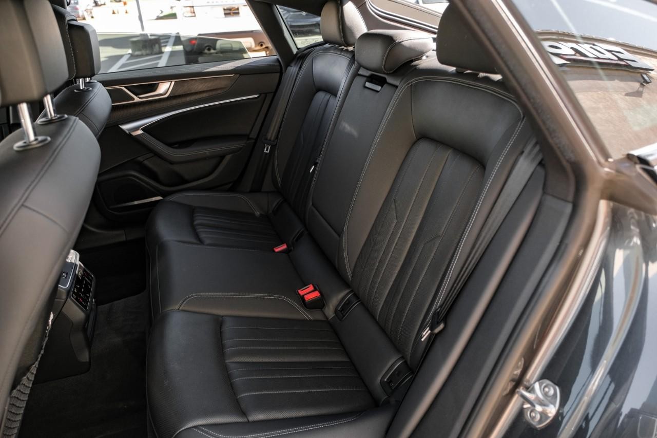Audi A7 Vehicle Main Gallery Image 33