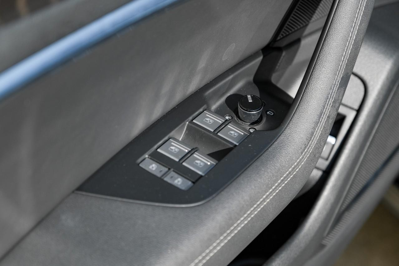 Audi A7 Vehicle Main Gallery Image 37