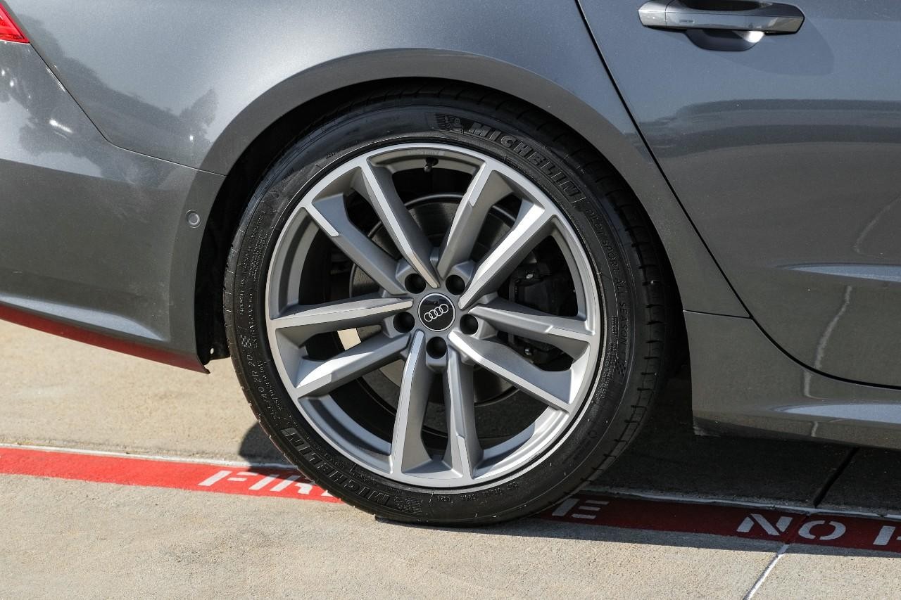 Audi A7 Vehicle Main Gallery Image 44