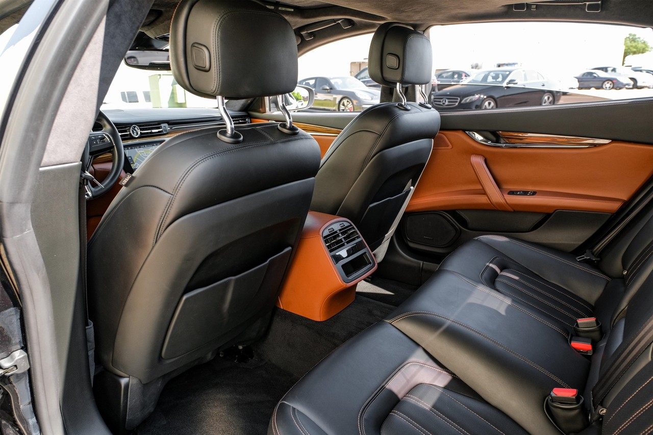 Maserati Quattroporte Vehicle Main Gallery Image 36