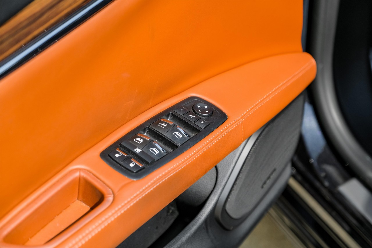 Maserati Quattroporte Vehicle Main Gallery Image 39