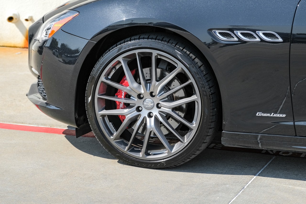 Maserati Quattroporte Vehicle Main Gallery Image 52