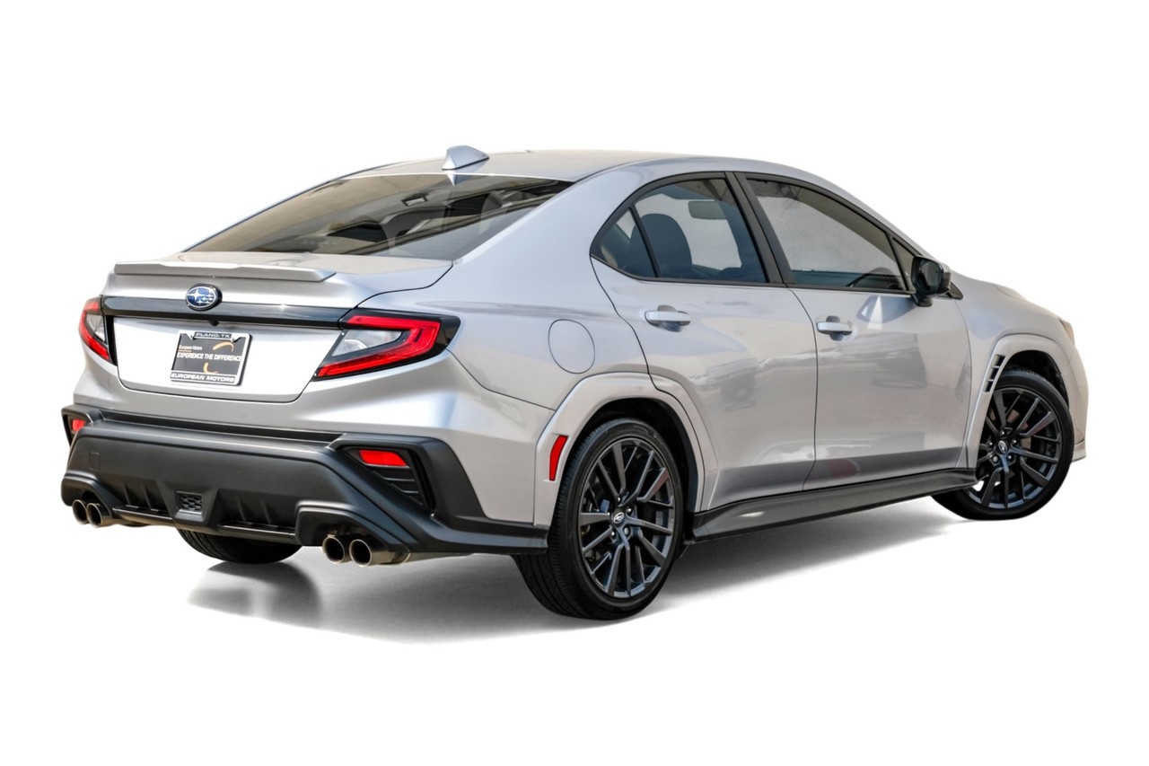 Subaru WRX Vehicle Main Gallery Image 09