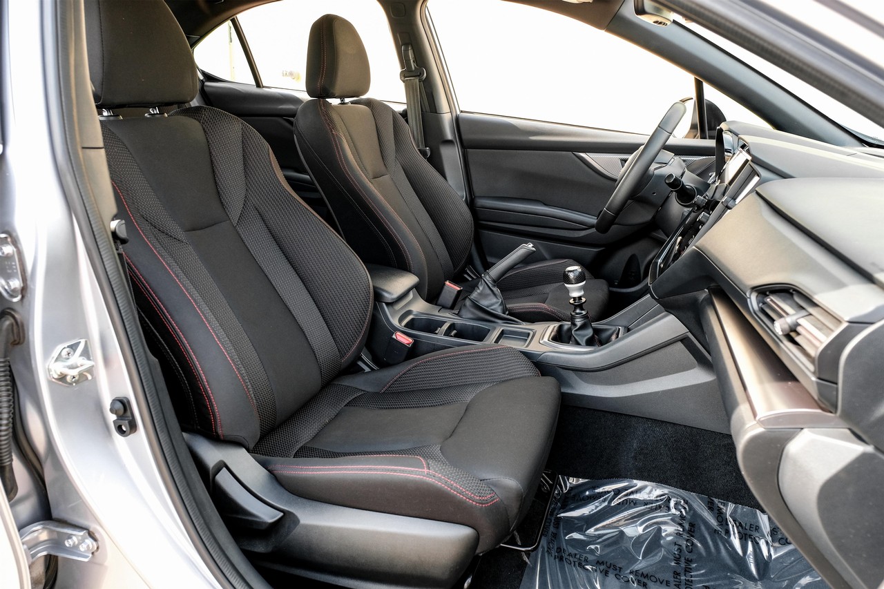 Subaru WRX Vehicle Main Gallery Image 33